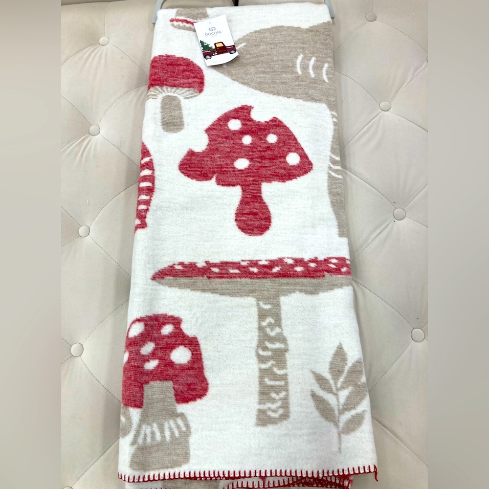 Mushroom (red/white) Cotton/Acrylic Autumn Throw 🍄 🍄🍄🍄🍄🍄🍄🍄🍄🍄🍄🍄🍄🍄🍄